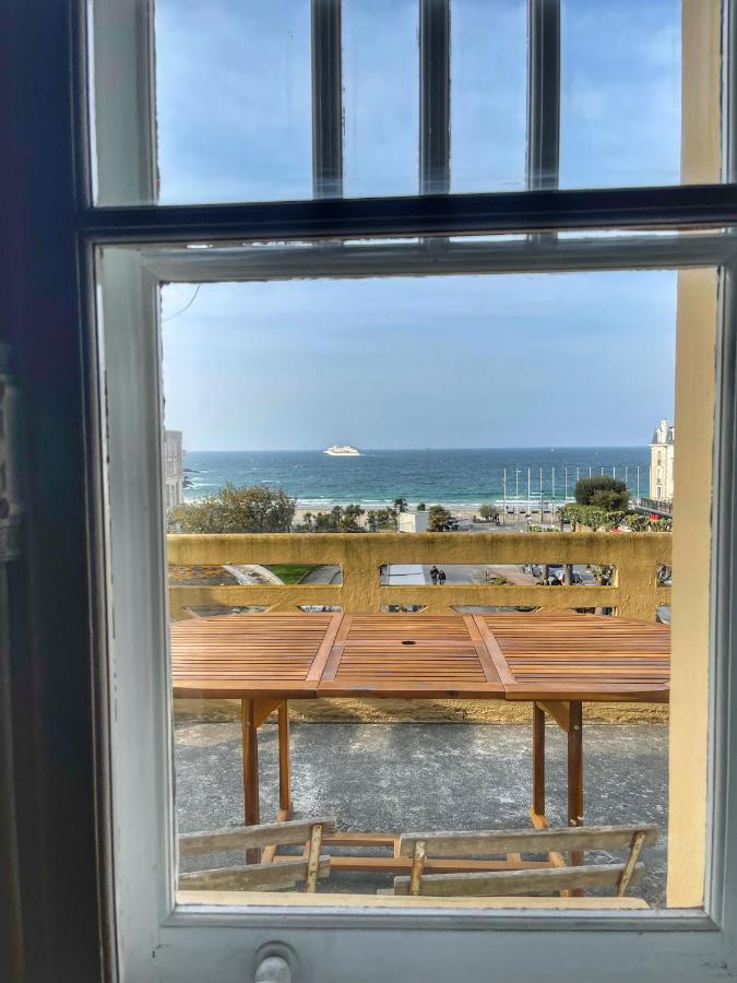 2 Pieces Terrasse Vue Mer Dinard Bagian luar foto